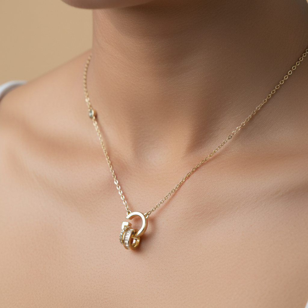 Eterna Link Pendant