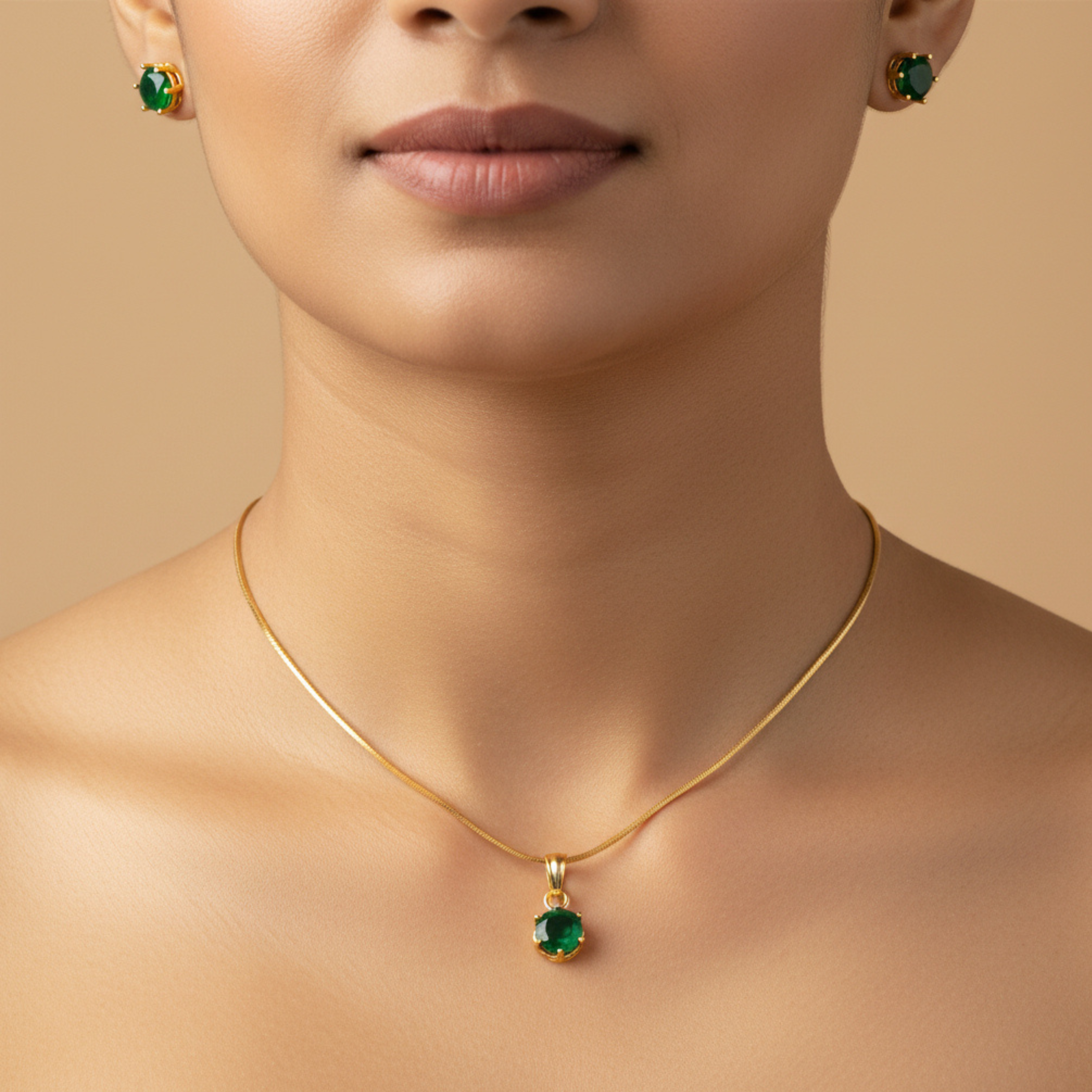 Emerald Aura Pendant Set