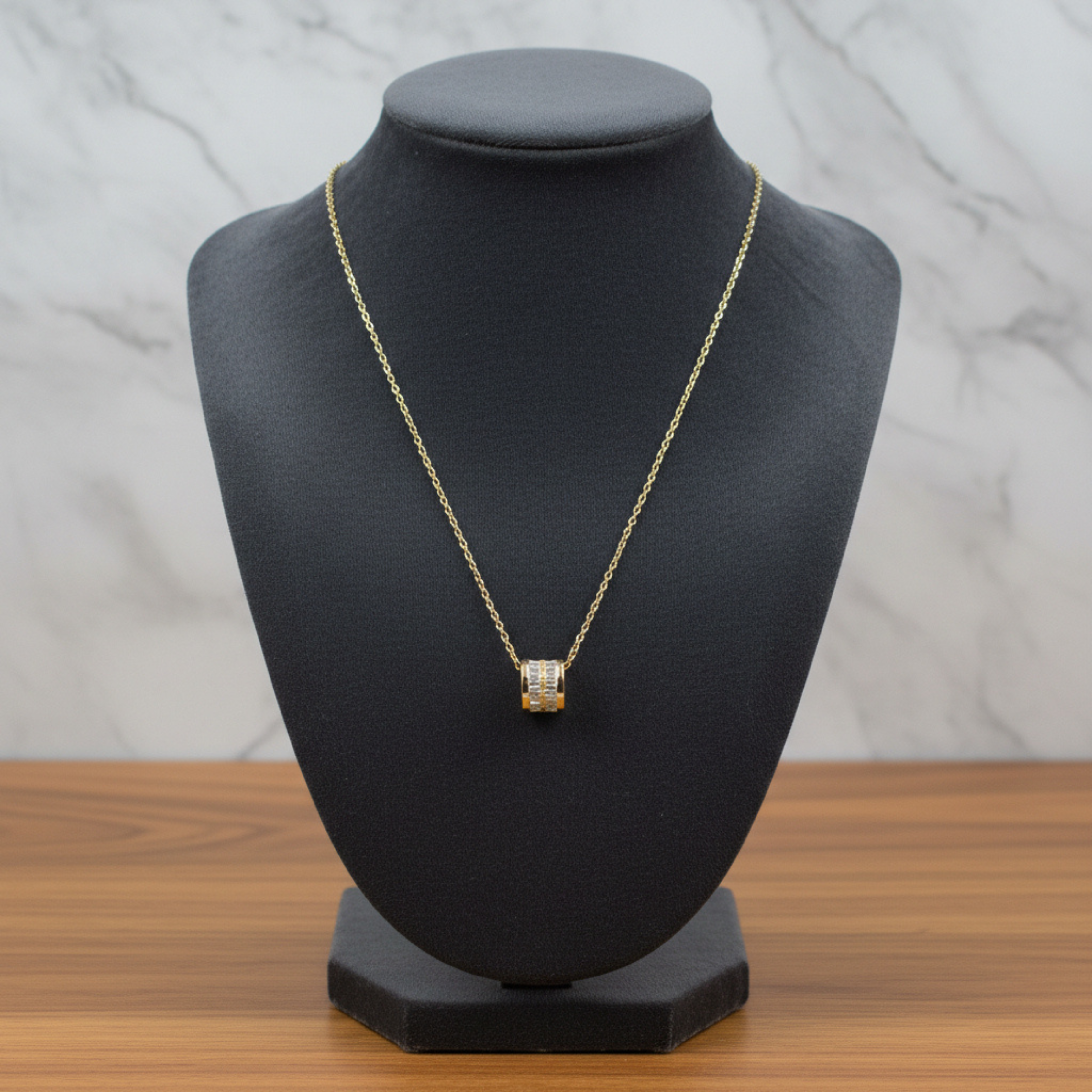 Golden Spark Barrel Pendan