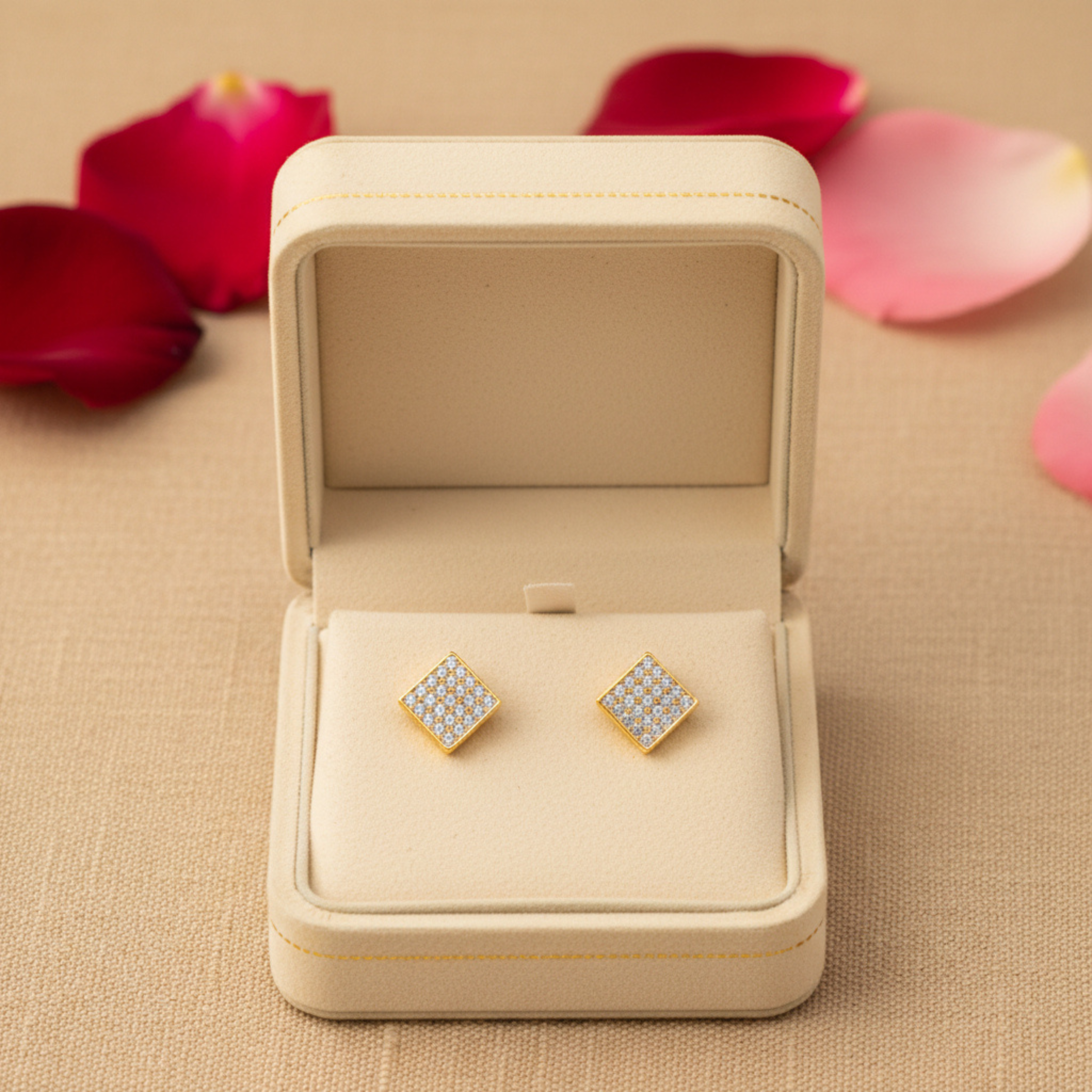 Diamond Grid Pendant Necklace
