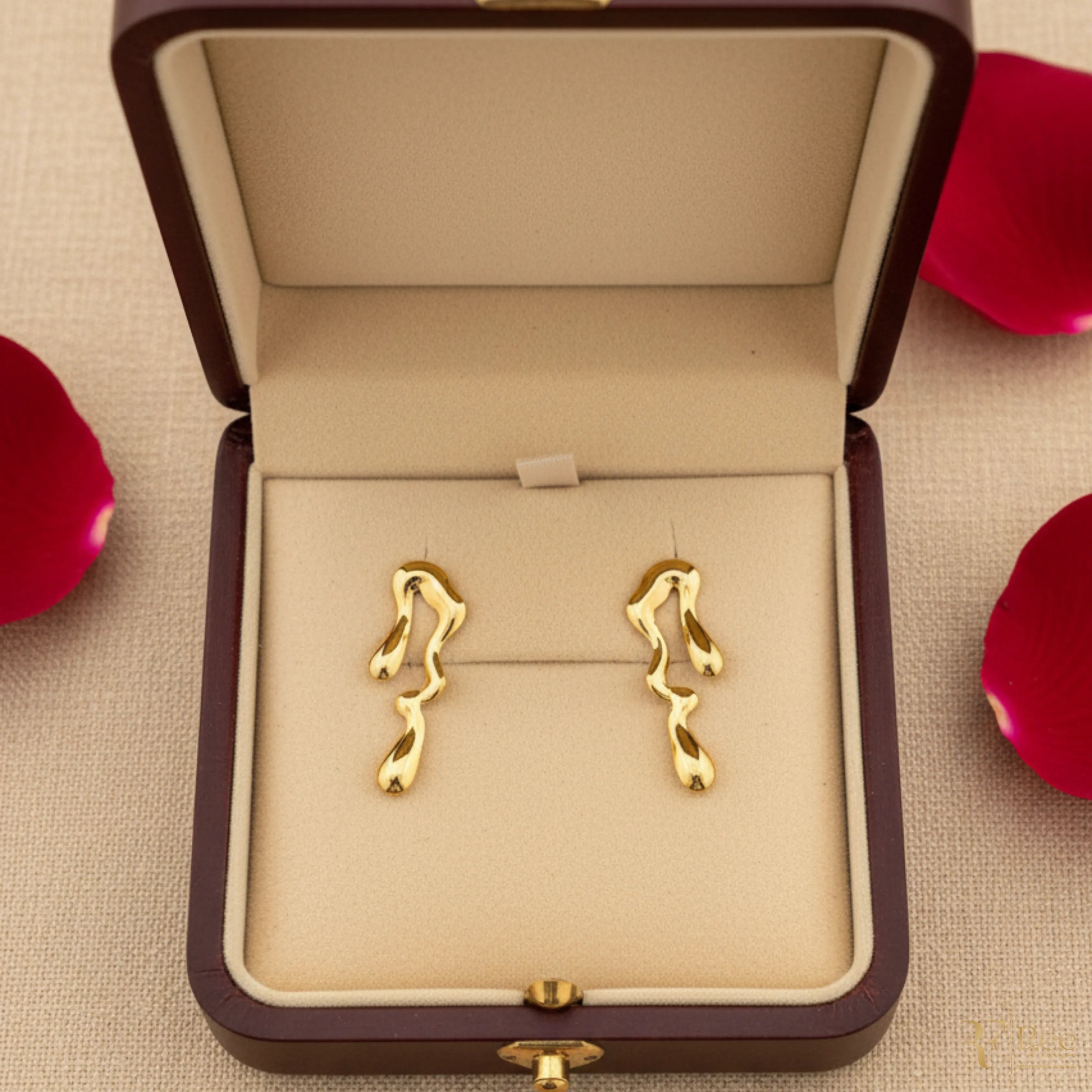 Fluid Gold Drop Earrings