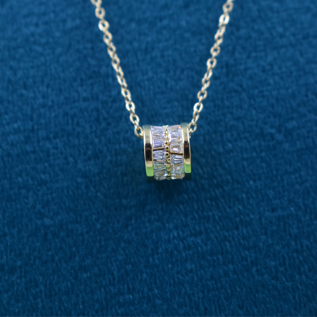 Golden Spark Barrel Pendan
