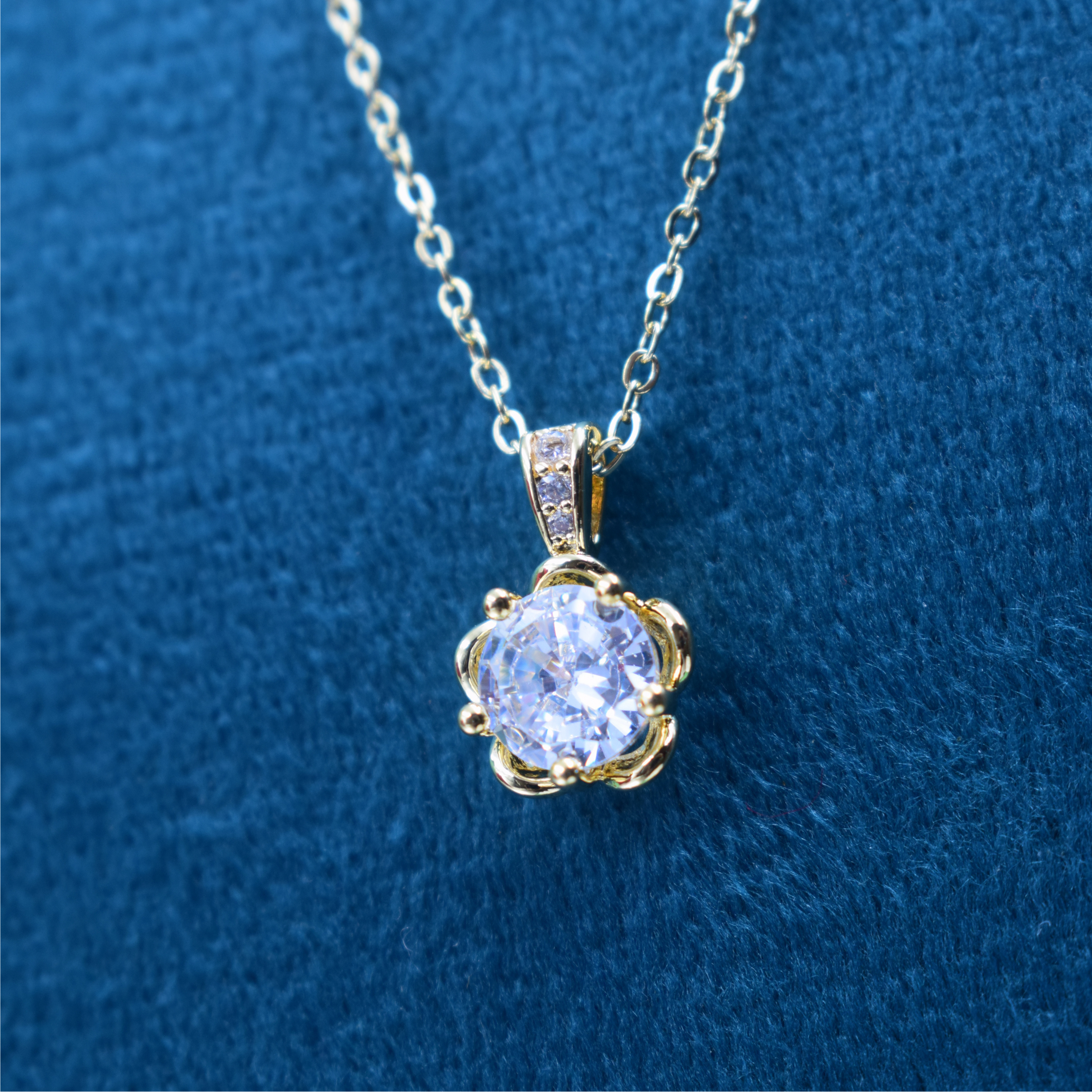 Celestia Bloom Pendant