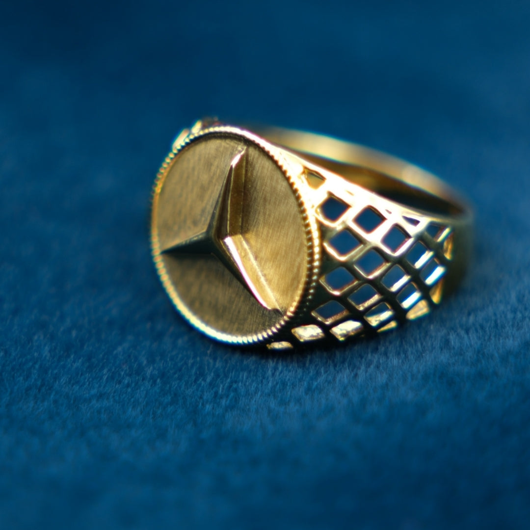 TriStar Elite Gold Mesh Ring