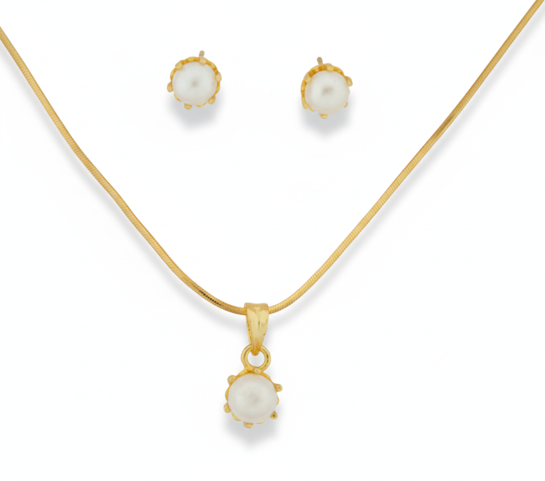 Luna Pearl Drop Pendant