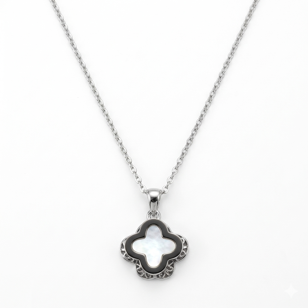 Pure Bloom Clover Pendant